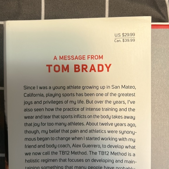‘The TB12 Method’ by Tom Brady book - Picture 2 of 4